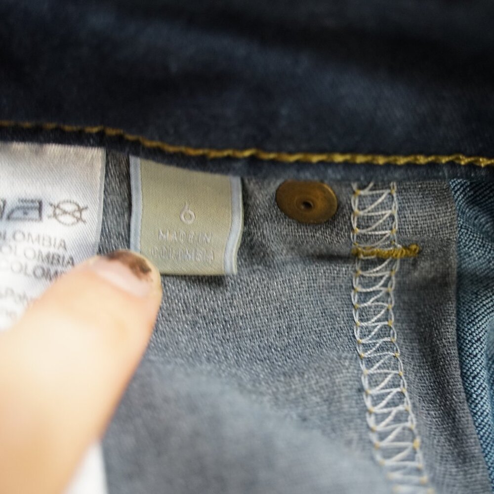 Women's Michael Kors Jeans, Size 6 - Picture 10 of 14